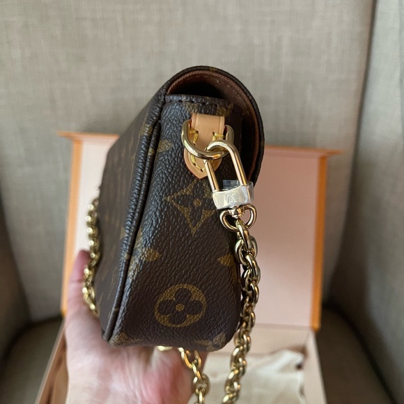 Authentic Louis Vuitton monogram wallet on chain ivy M81911 - Picture 6 of 11